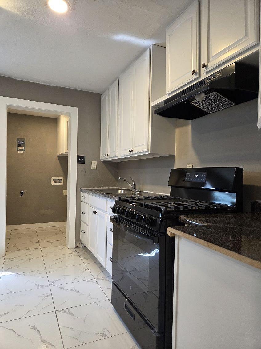 Furnished Finder property 1036465_1 photo 4