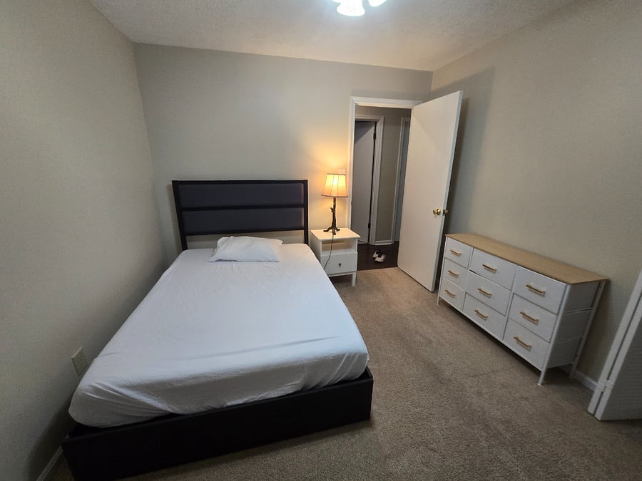Furnished Finder property 1036471_1 photo 11