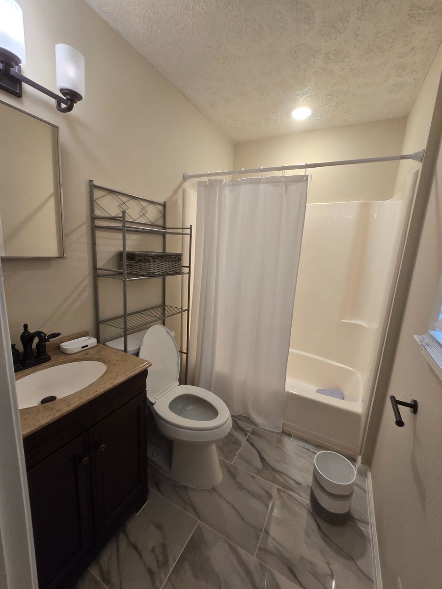 Furnished Finder property 1036471_1 photo 19