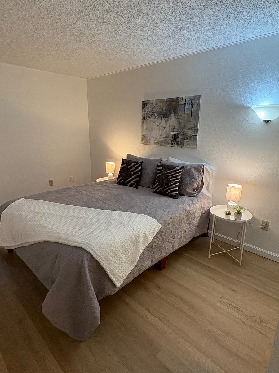 Furnished Finder property 1036487_1 photo 3