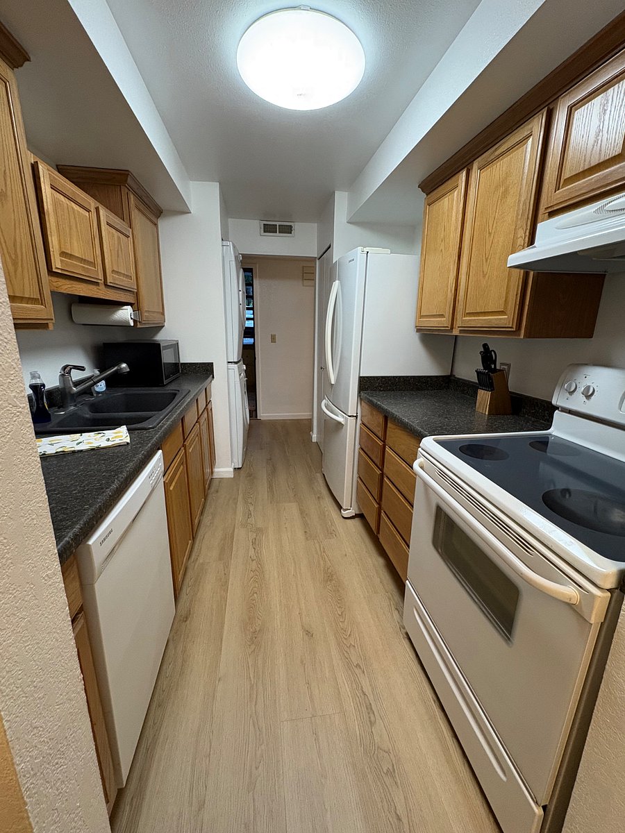 Furnished Finder property 1036487_1 photo 14