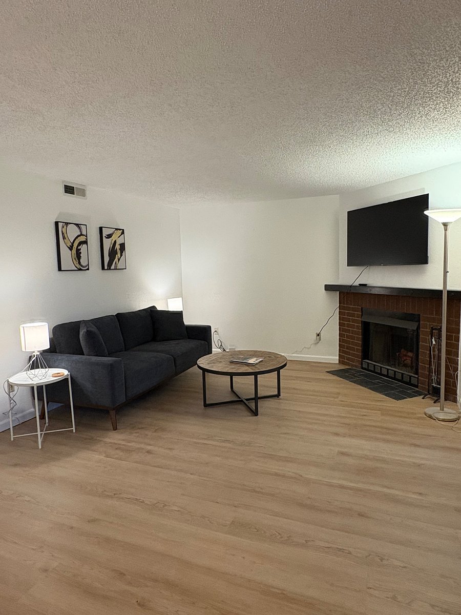 Furnished Finder property 1036487_1 photo 17