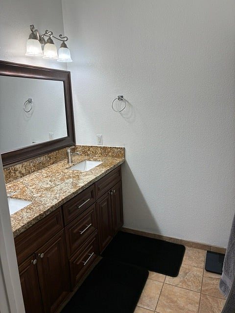 Furnished Finder property 1036491_1 photo 14