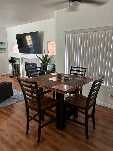 Furnished Finder property 1036491_1 photo 3