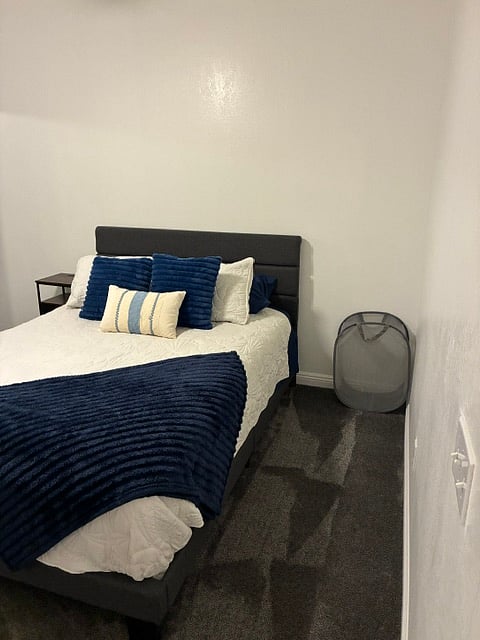 Furnished Finder property 1036491_1 photo 11