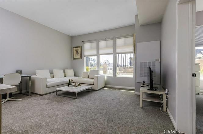 Furnished Finder property 1036496_1 photo 2