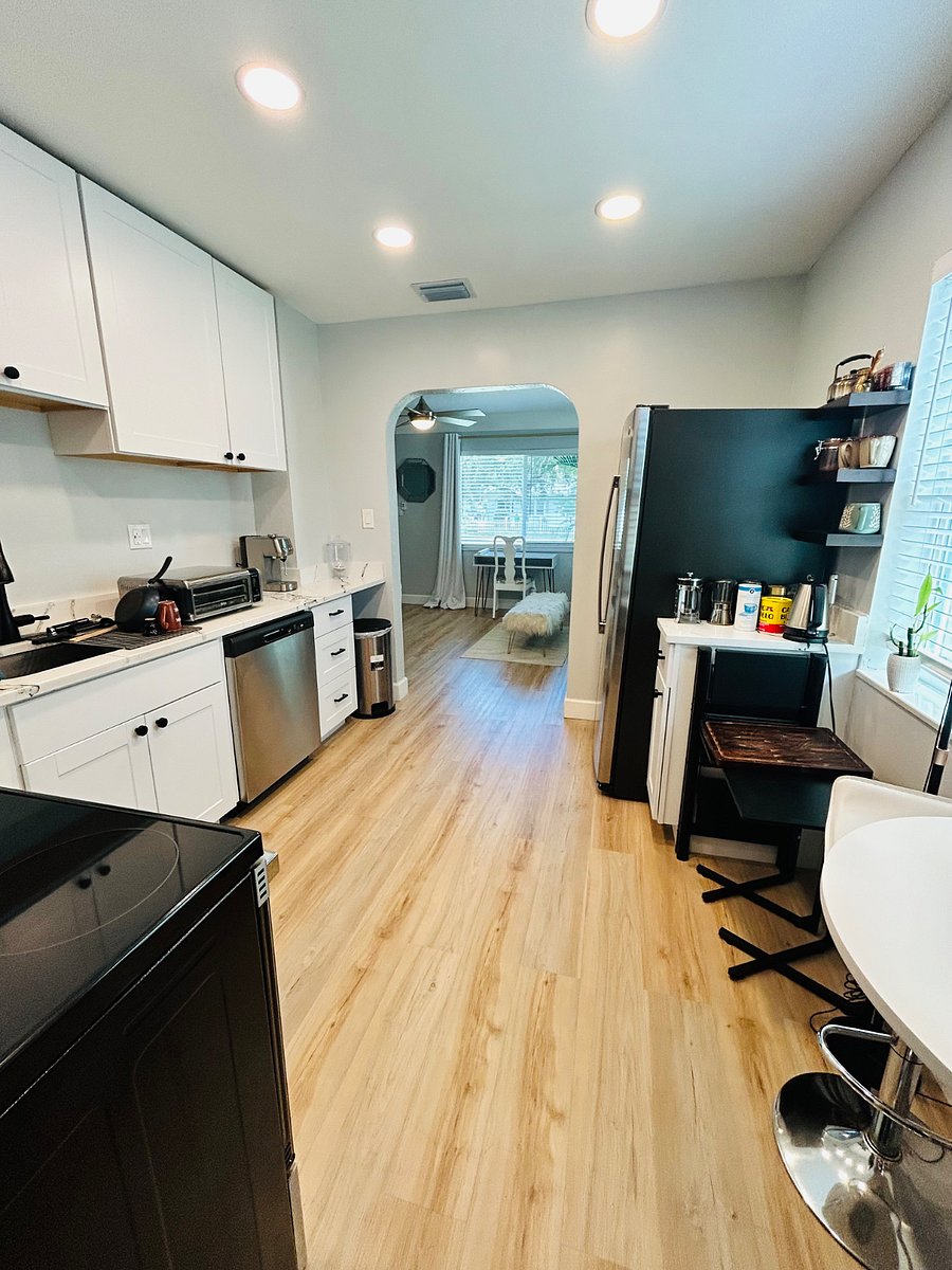 Furnished Finder property 1036498_1 photo 8