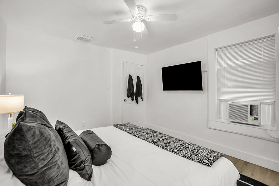 Furnished Finder property 1036502_1 photo 14