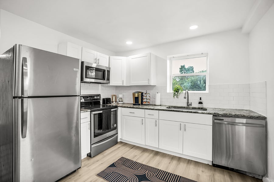 Furnished Finder property 1036502_1 photo 33