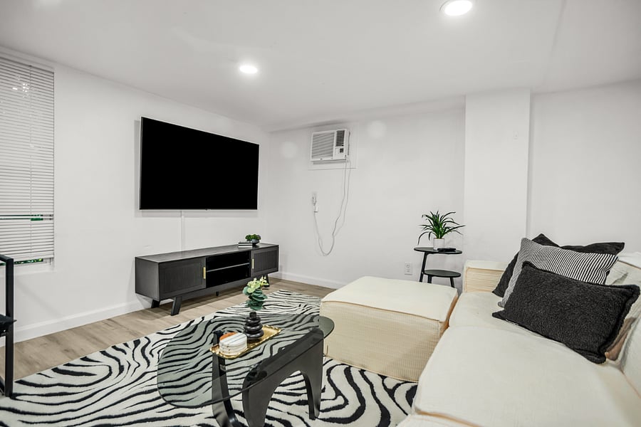 Furnished Finder property 1036502_1 photo 38