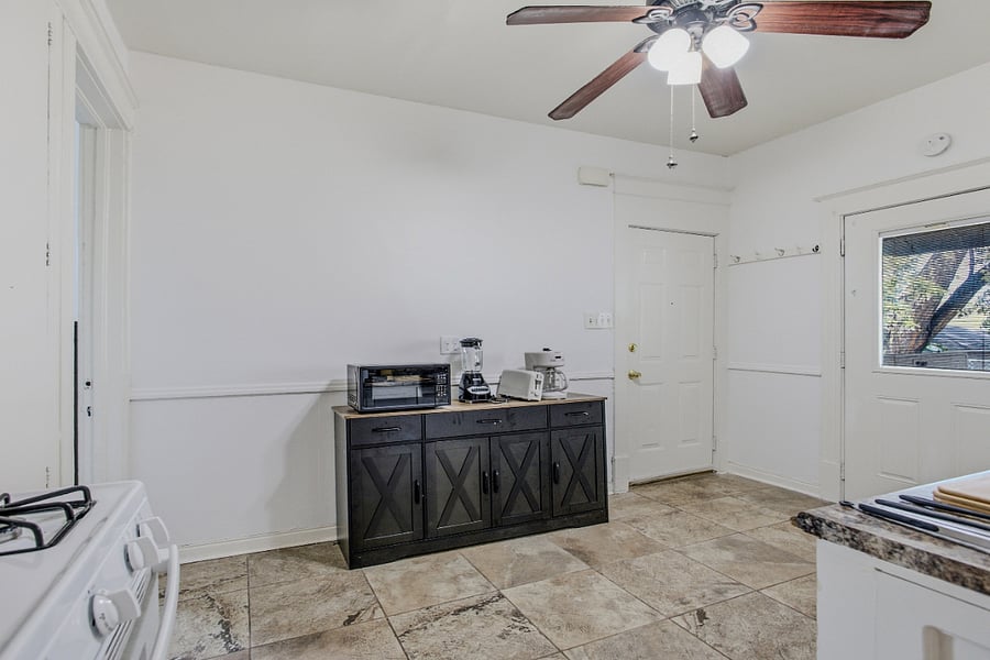 Furnished Finder property 1036509_1 photo 9