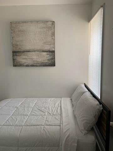 Furnished Finder property 1036511_1 photo 12