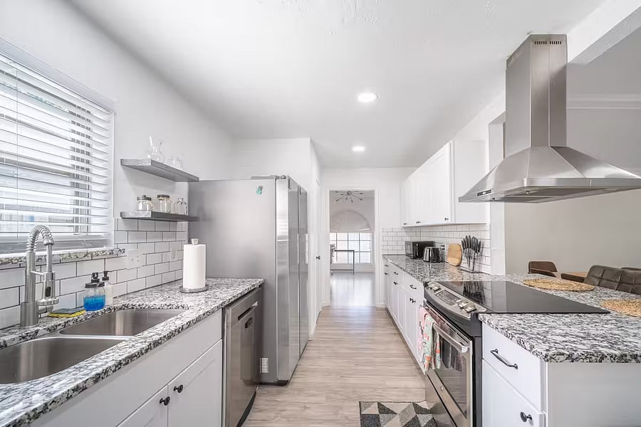 Furnished Finder property 1036519_1 photo 10