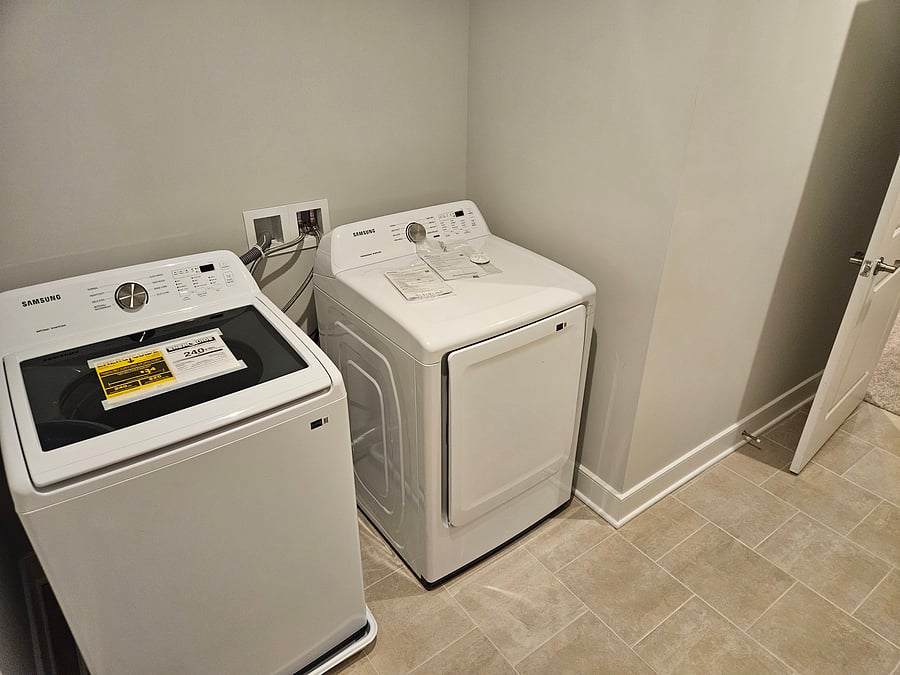 Furnished Finder property 1036529_1 photo 9