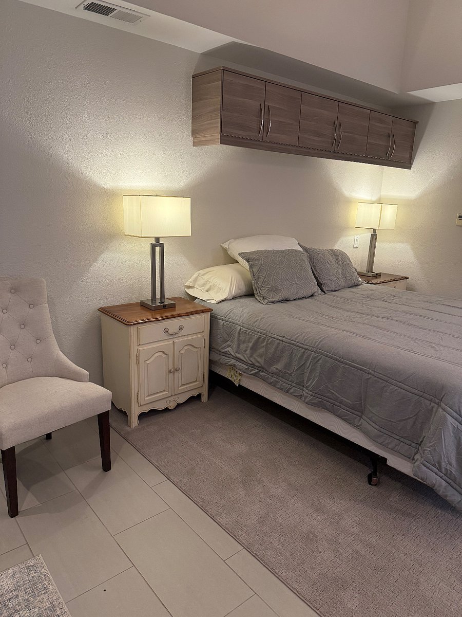 Furnished Finder property 1036535_1 photo 12