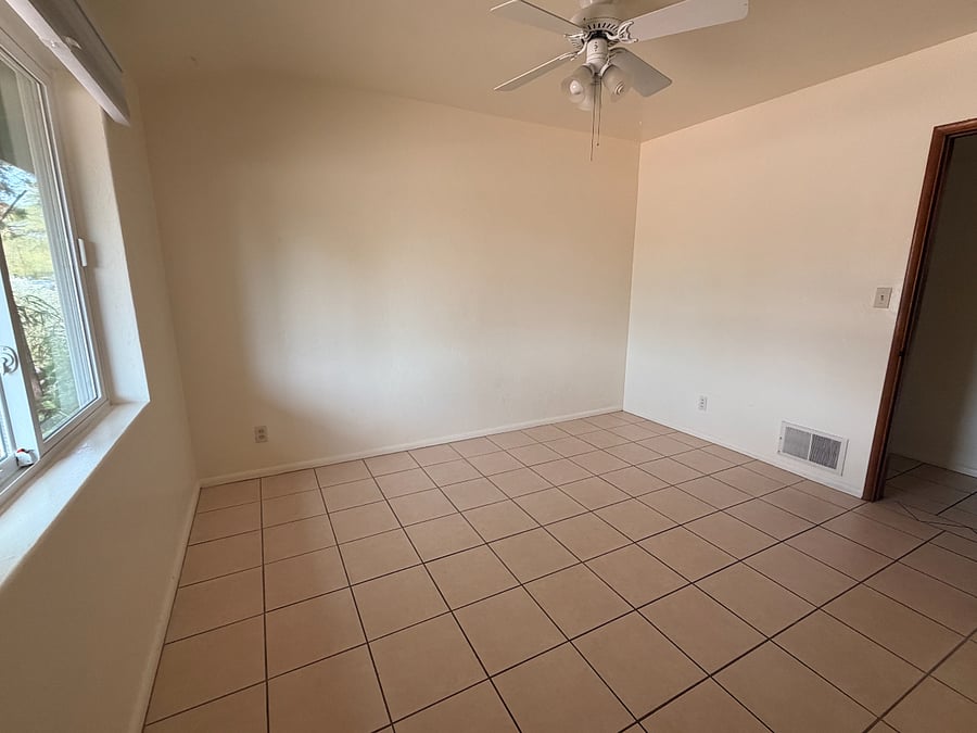 Furnished Finder property 1036547_2 photo 1