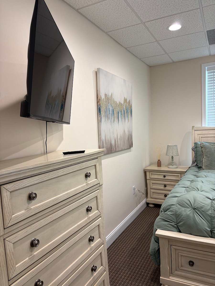 Furnished Finder property 1036558_1 photo 3
