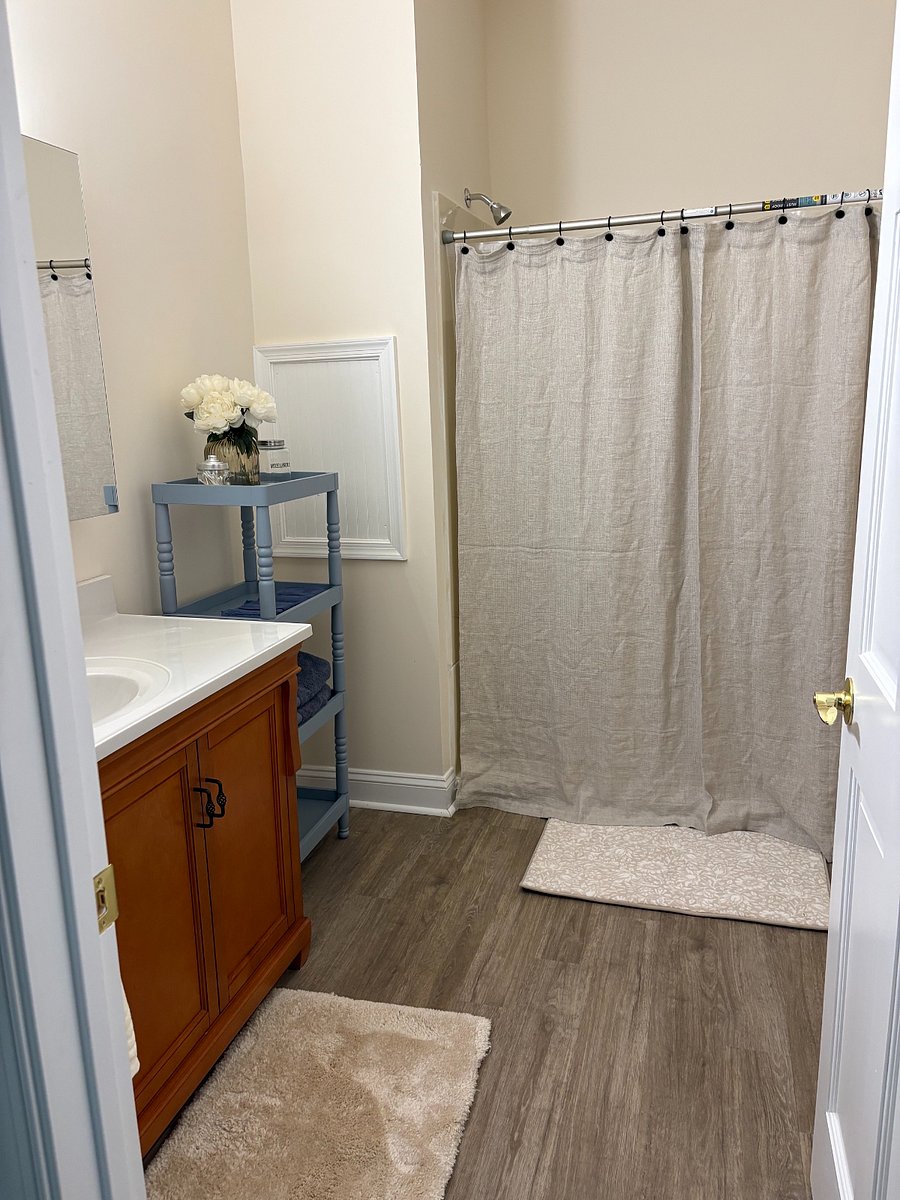 Furnished Finder property 1036558_1 photo 12