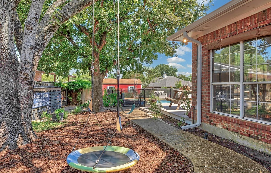 Furnished Finder property 1036574_1 photo 16