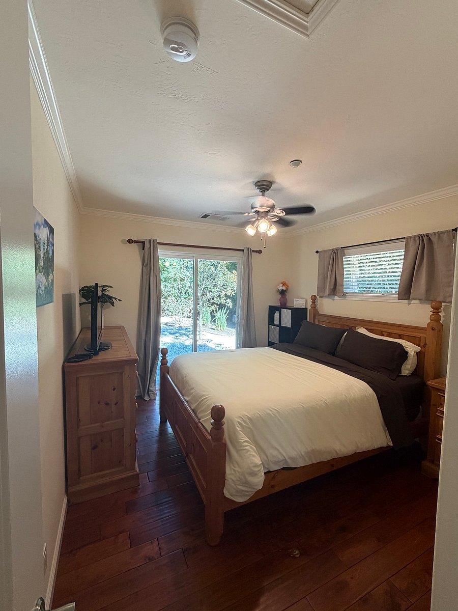 Furnished Finder property 1036605_1 photo 6