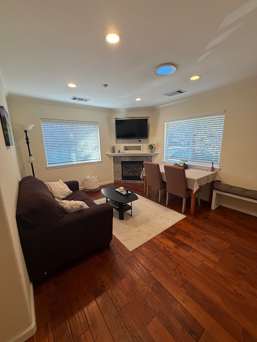 Furnished Finder property 1036605_1 photo 13