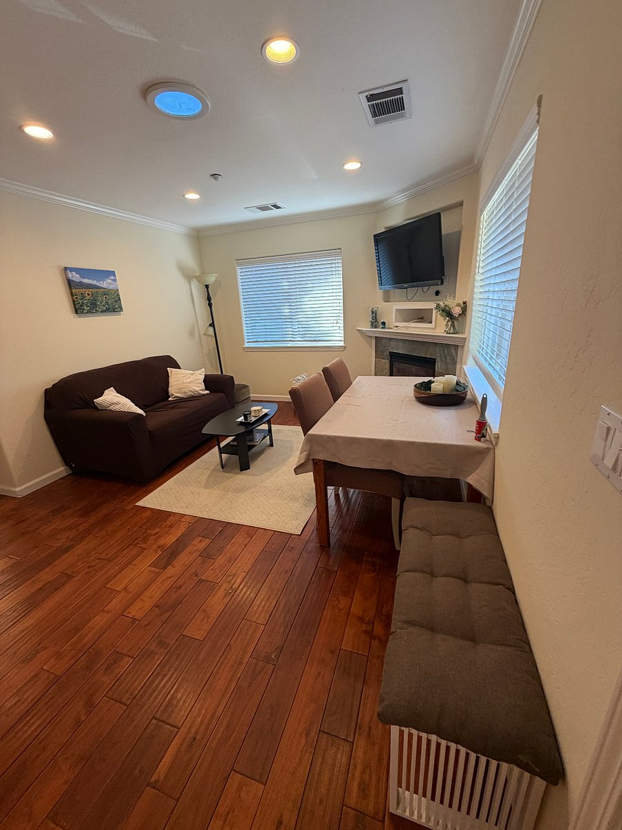 Furnished Finder property 1036605_1 photo 14