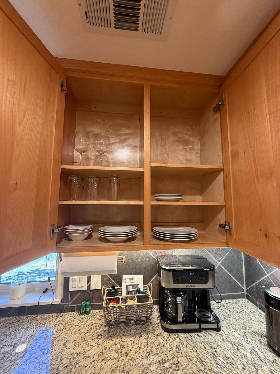 Furnished Finder property 1036605_1 photo 30