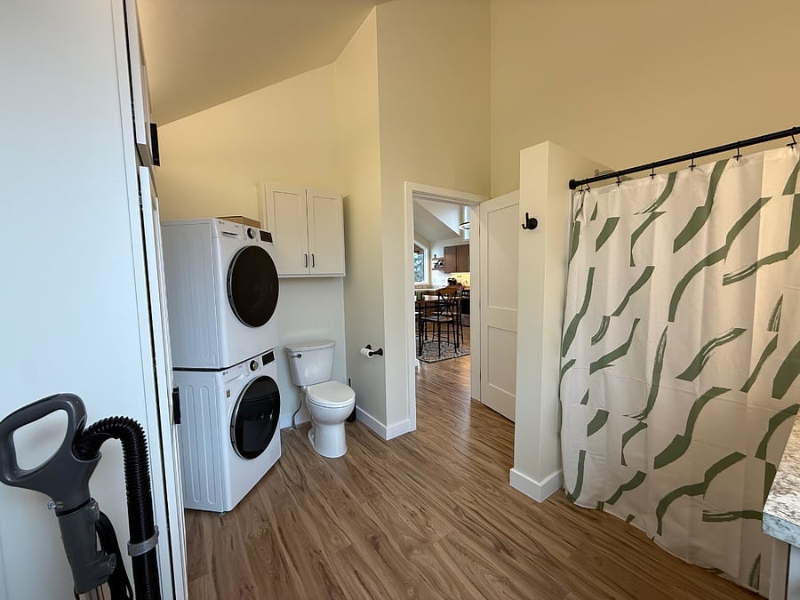Furnished Finder property 1036650_1 photo 6