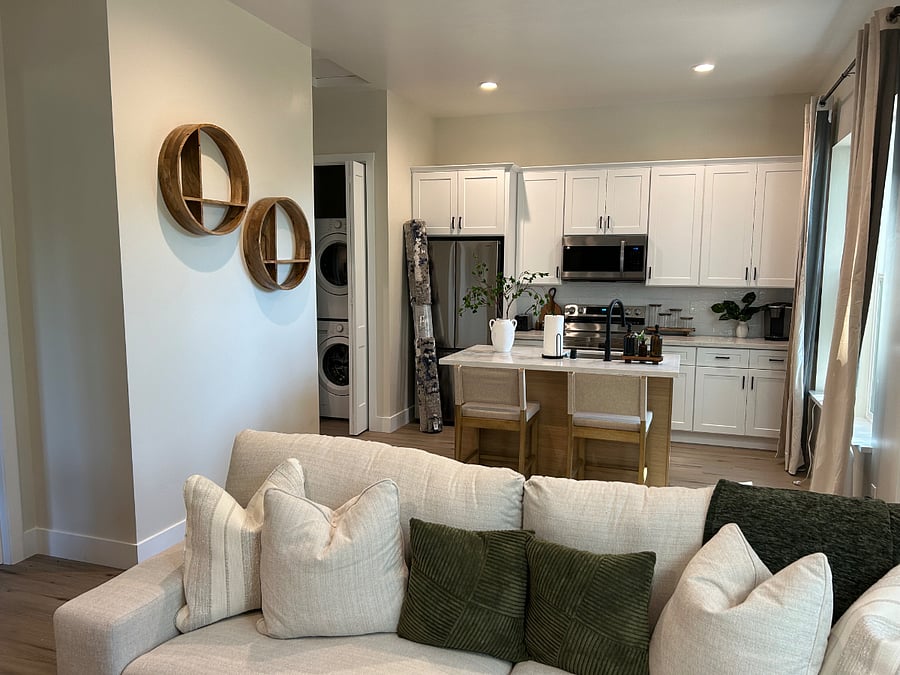 Furnished Finder property 1036682_1 photo 6