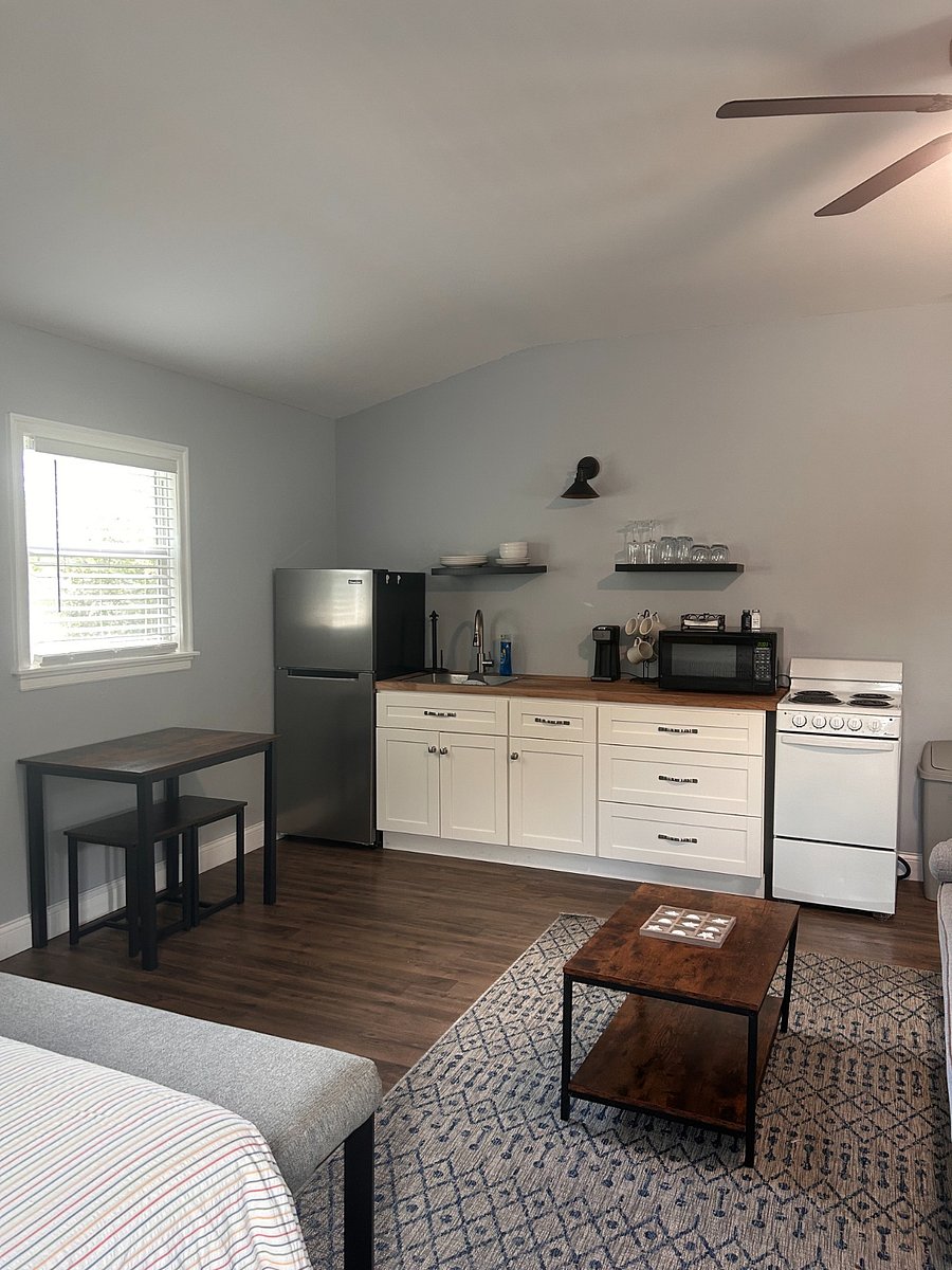 Furnished Finder property 1036692_1 photo 2
