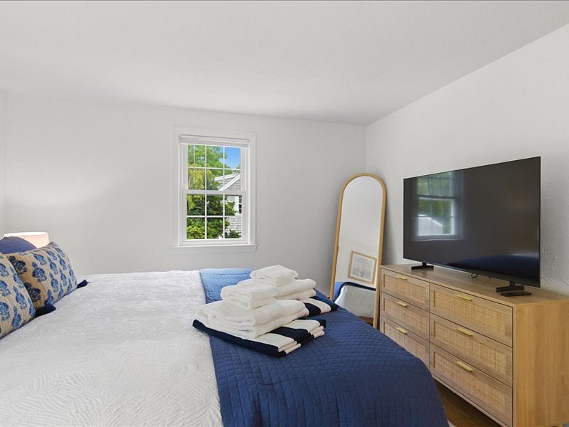 Furnished Finder property 1036699_1 photo 5