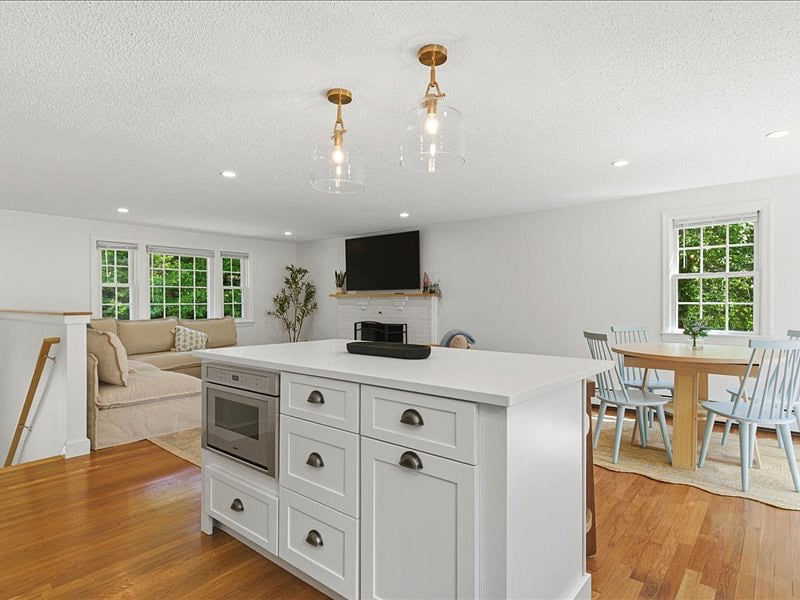 Furnished Finder property 1036699_1 photo 3