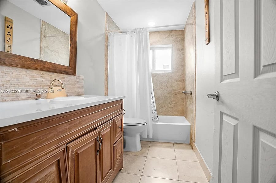 Furnished Finder property 1036703_1 photo 5