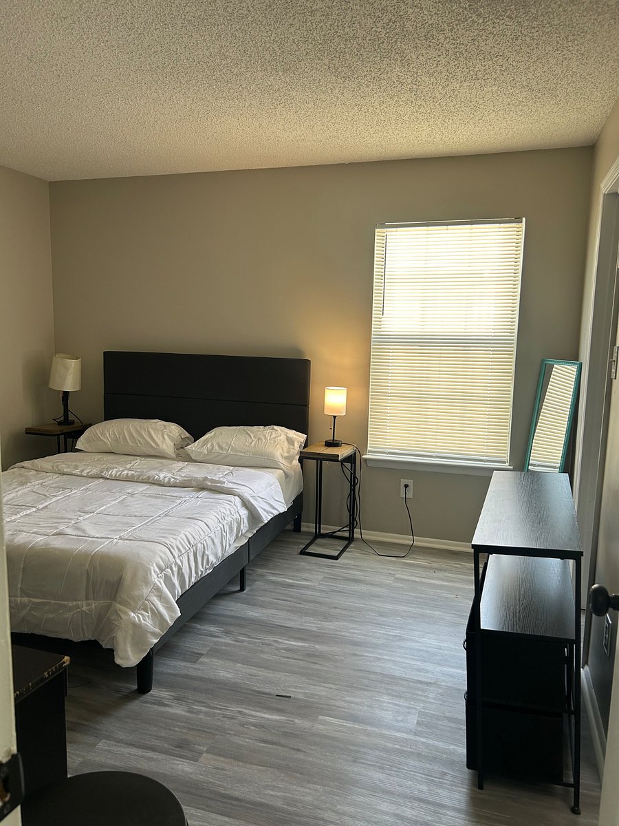 Furnished Finder property 1036705_1 photo 7