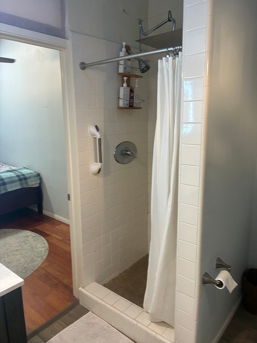 Furnished Finder property 1036713_1 photo 25