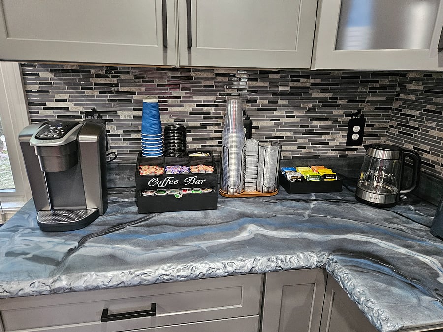 complimentary coffee / tea