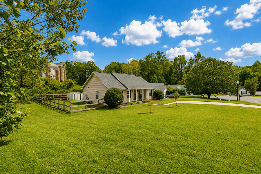 Furnished Finder property 1036760_1 photo 9