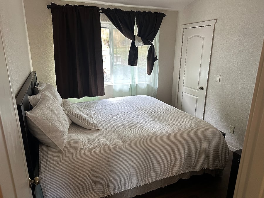 Furnished Finder property 1036762_1 photo 10