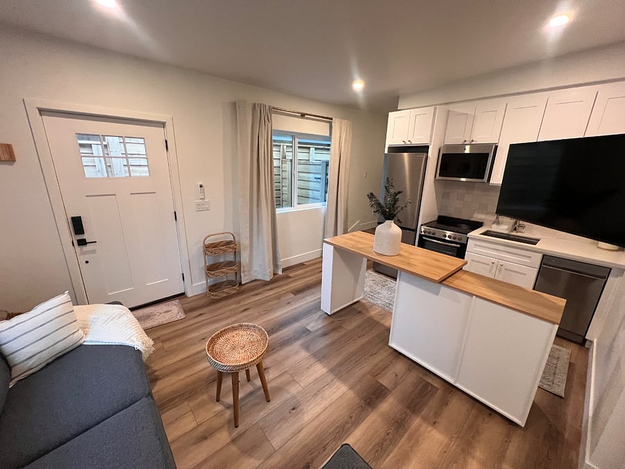 Furnished Finder property 1036772_1 photo 1
