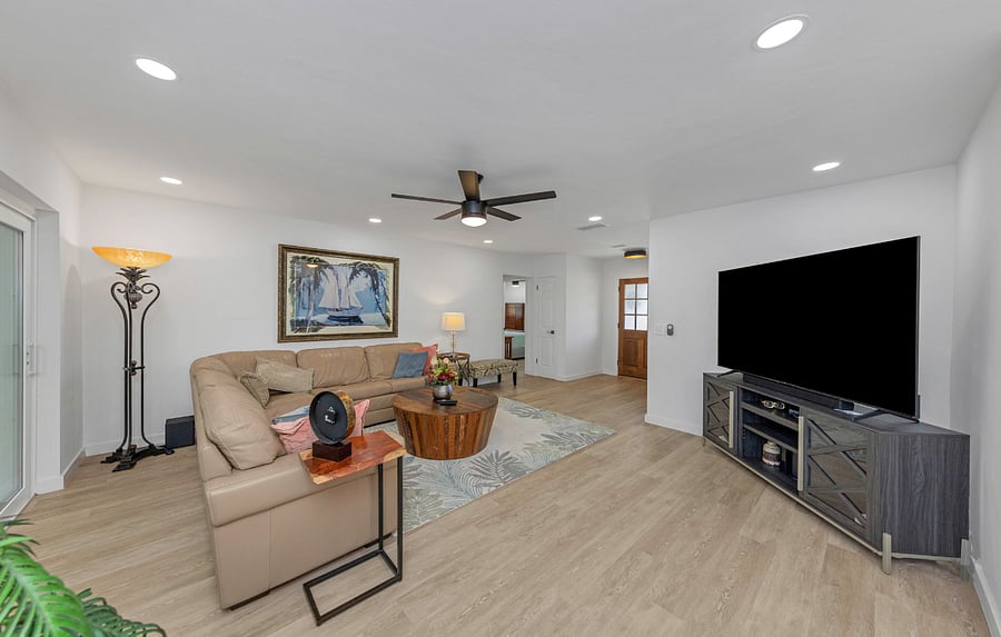 Furnished Finder property 1036779_1 photo 3