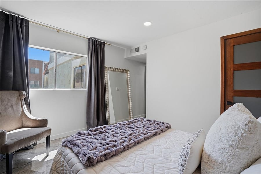 Furnished Finder property 1036791_1 photo 15
