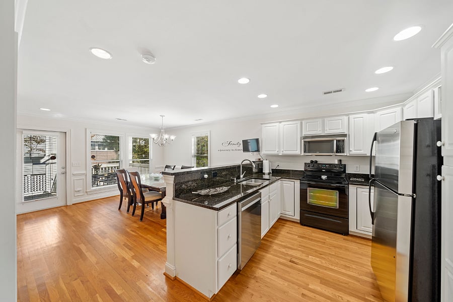 Furnished Finder property 1036809_1 photo 3