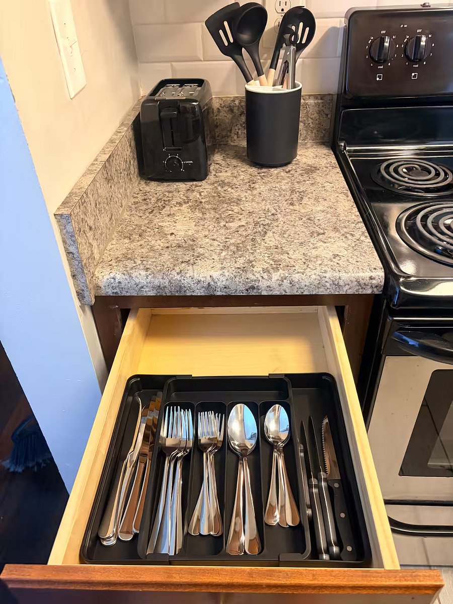 Furnished Finder property 1036819_1 photo 10