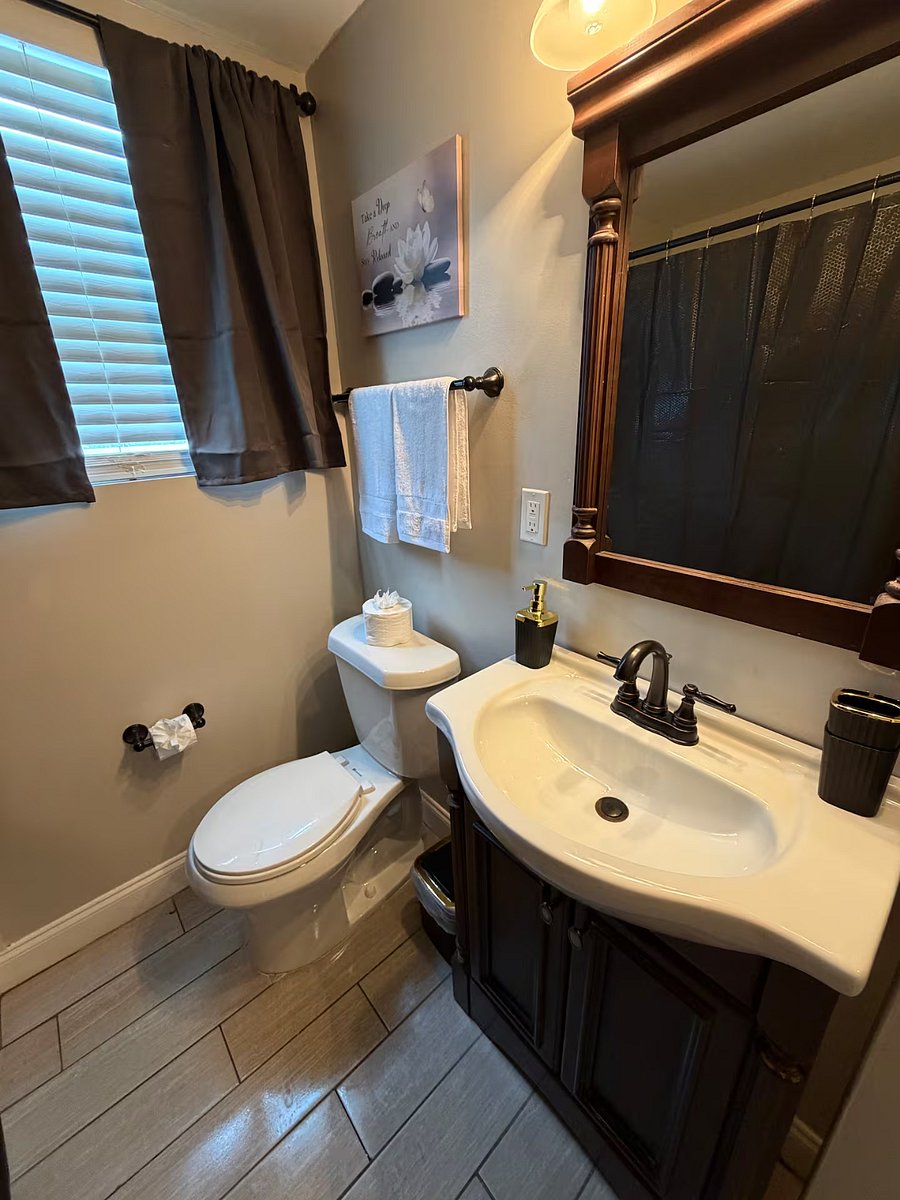 Furnished Finder property 1036819_1 photo 16