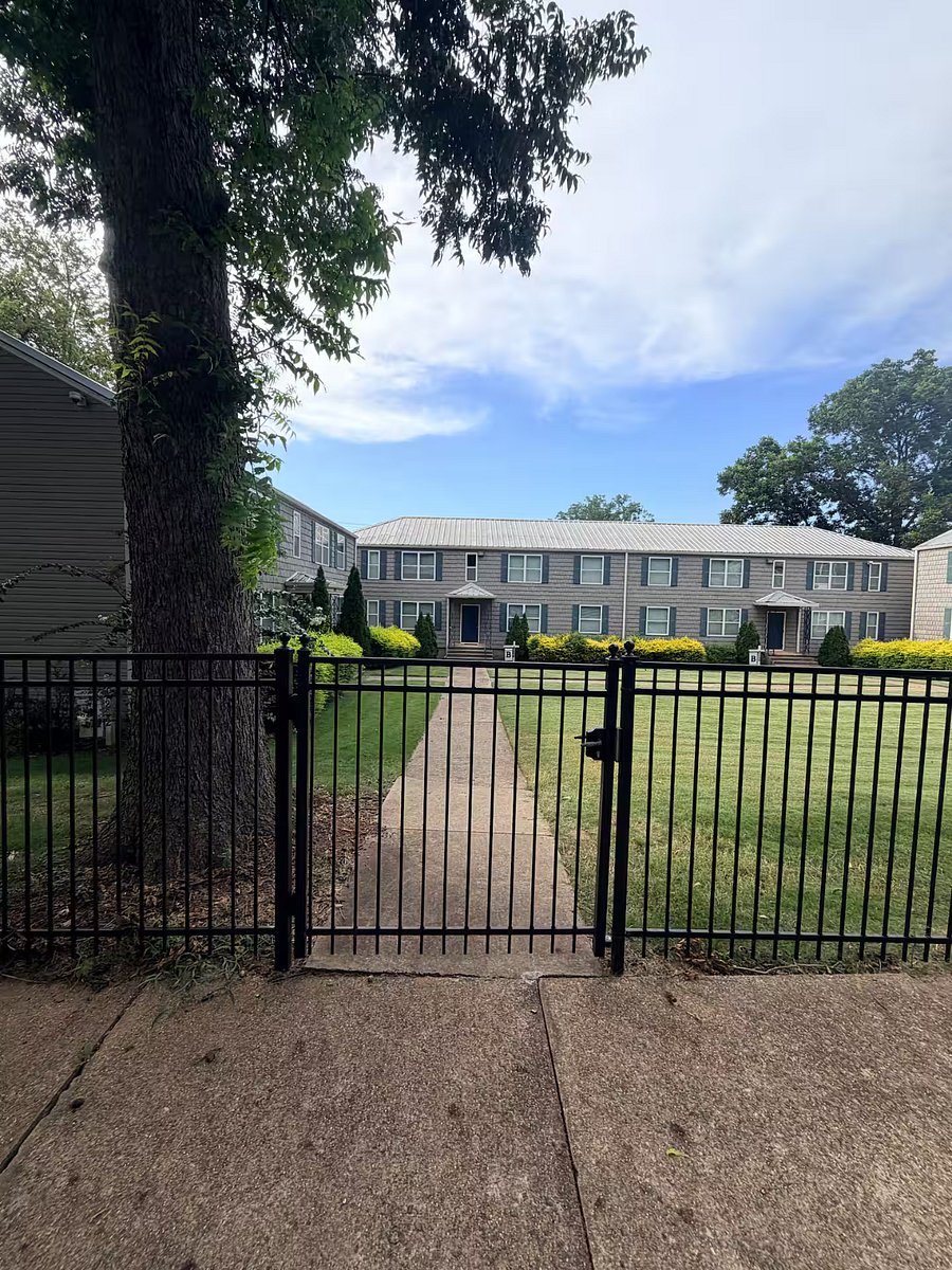 Furnished Finder property 1036819_1 photo 22