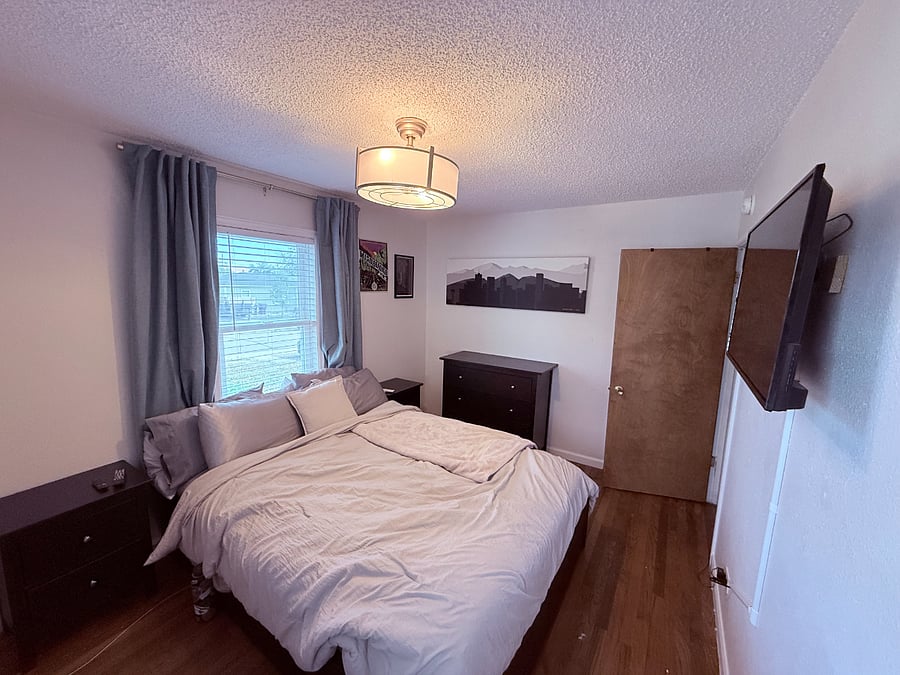 Primary bedroom