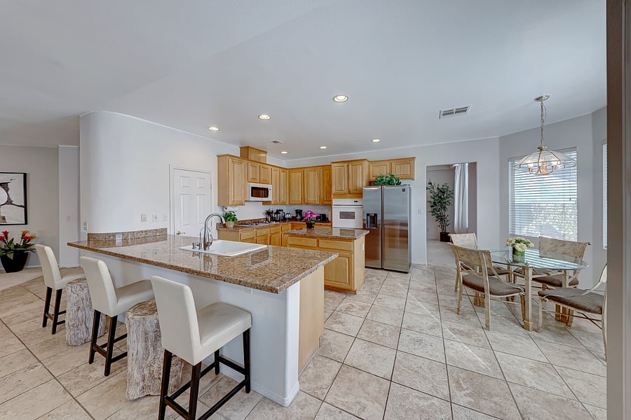 Kitchen, Bar Stool Sitting Space, Kitchen Nook, Table & Chairs