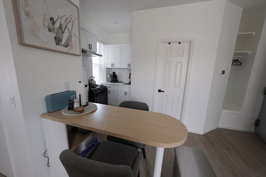 Furnished Finder property 1036860_2 photo 6