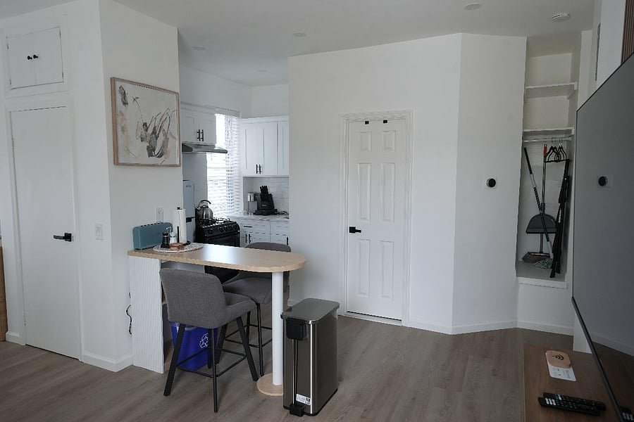 Furnished Finder property 1036860_2 photo 8