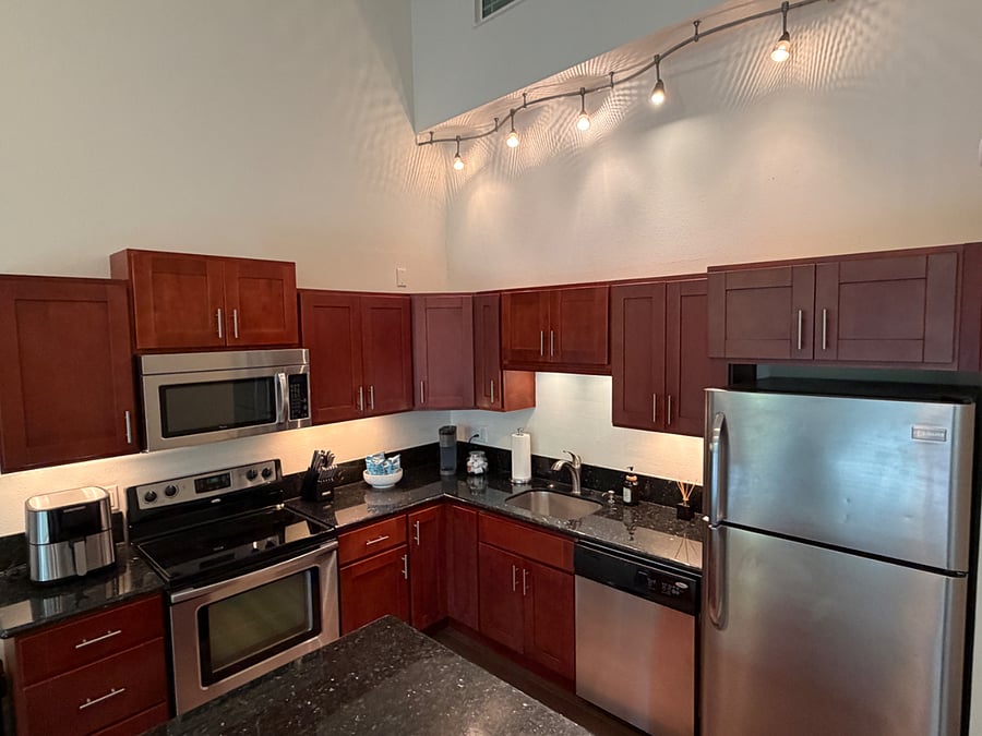 Furnished Finder property 1036862_1 photo 4